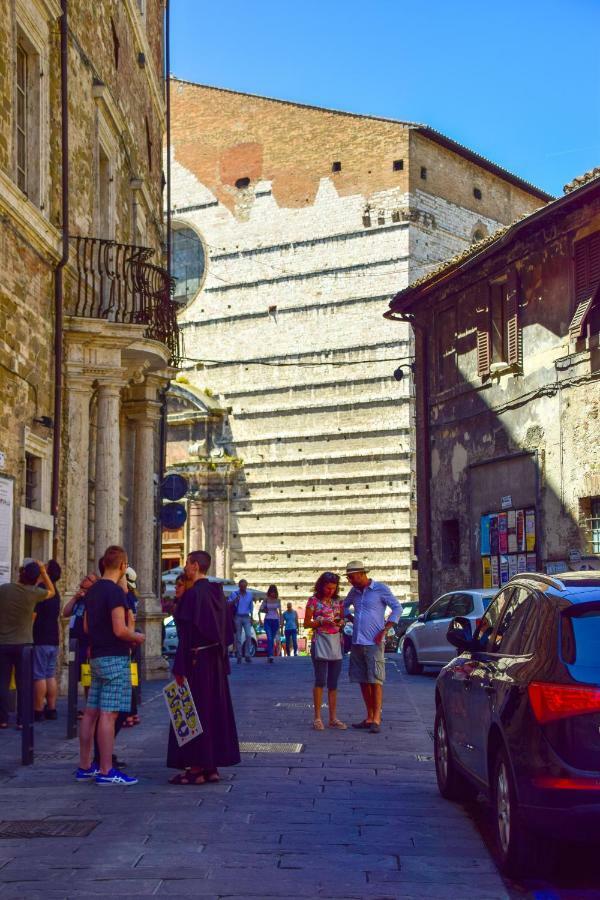 In Centro Da Piero - Appartamento In Via Della Viola Perugia Exterior foto